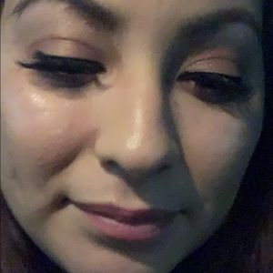 Meet your Posher, Gladis